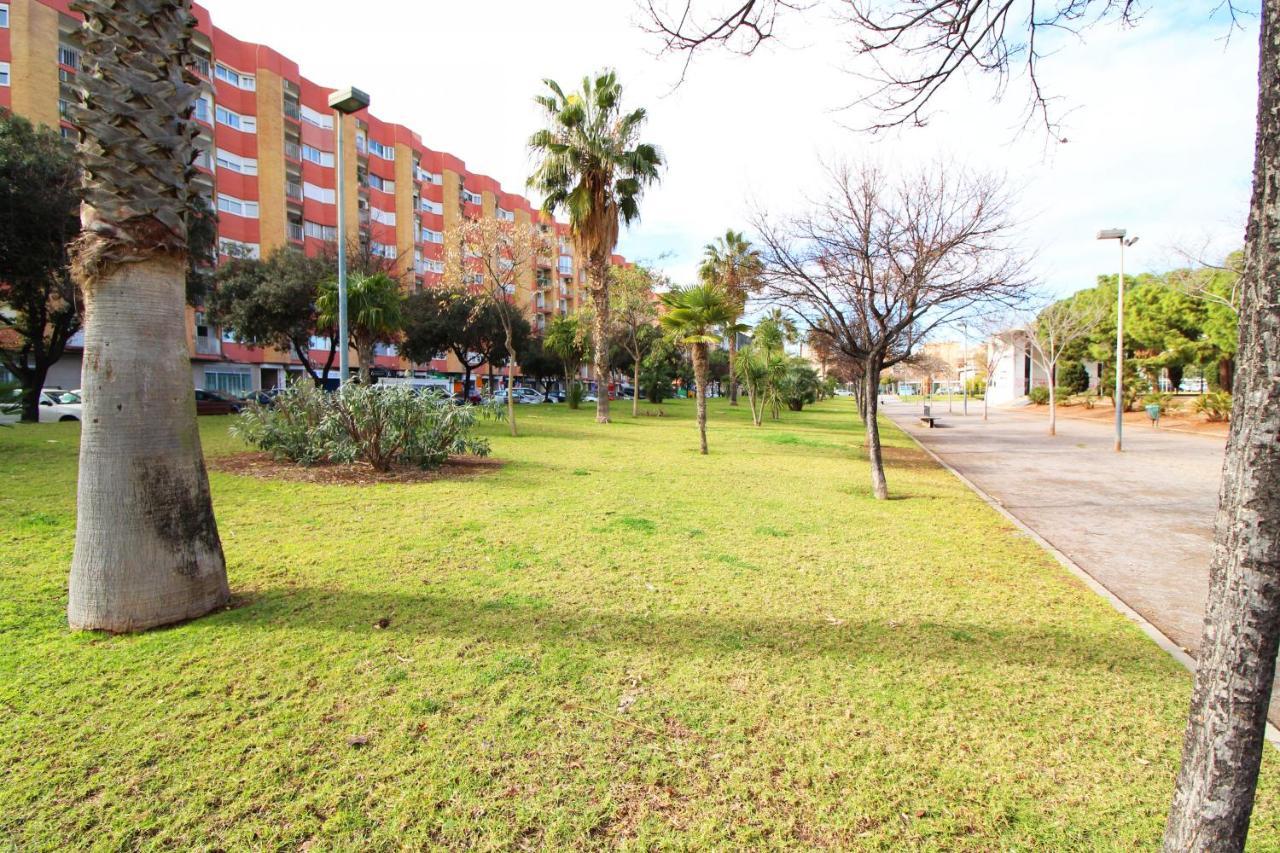Global Properties, Los Claveles - Práctico apartamento con WIFI en Puerto de Sagunto Exterior foto